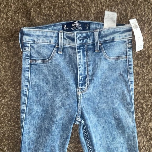 Hollister High Rise Crop Jean Leggings - Picture 2 of 7